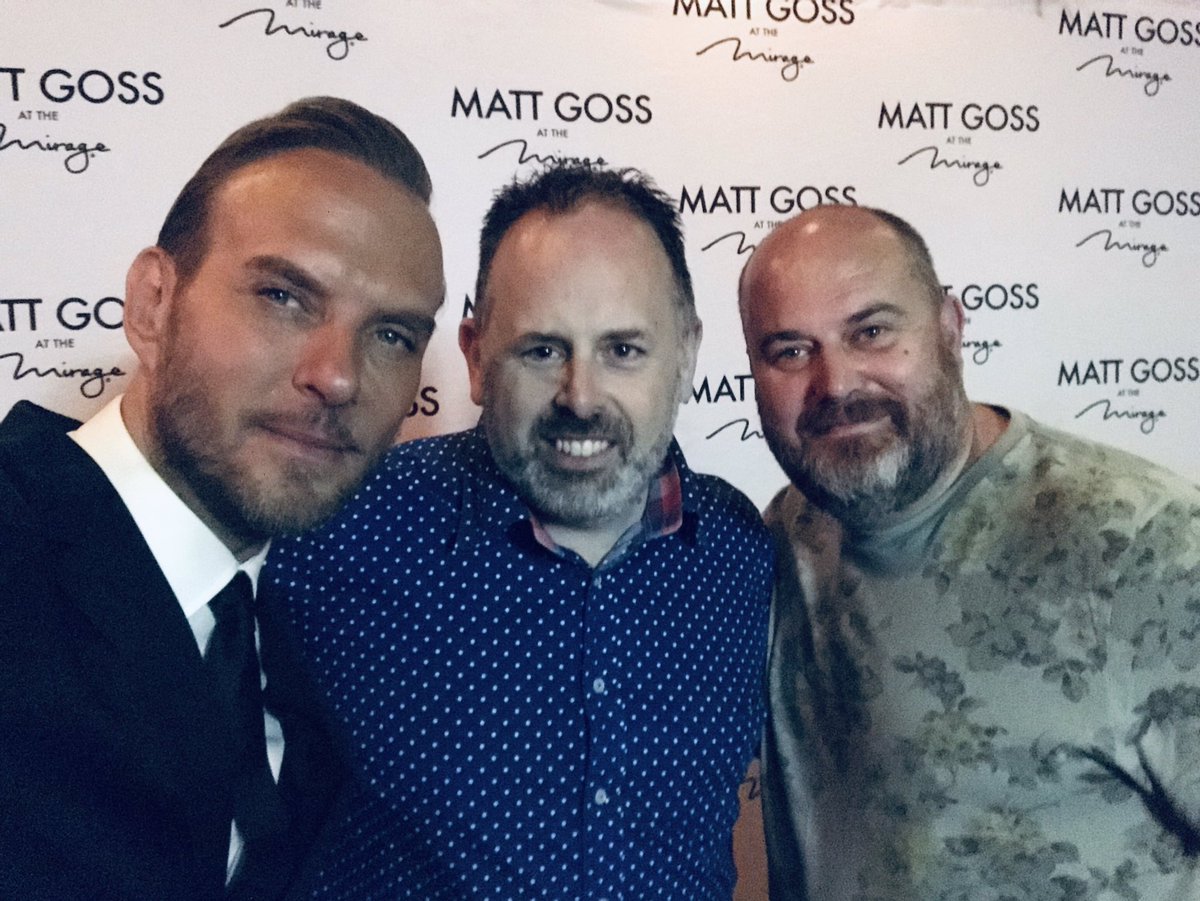 When <a href="/mattgoss/">Matt Goss</a> FaceTimes your wife to prove you’re ‘close, personal friends’ at 6am uk time! 😝😝😝 Thanks to @joenassar77 for being such a great host and if you’re in Vegas be sure to go to the <a href="/TheMirageLV/">The Mirage</a> and see Matt #groupie #arselicker #closepersonalfriend #lovelychampagne