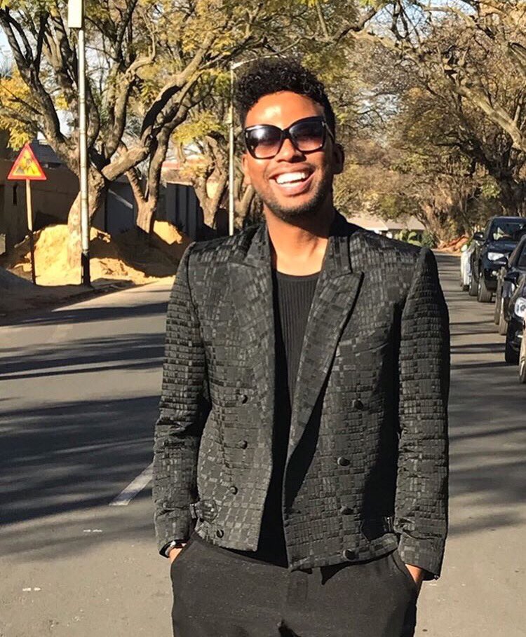 fabfash__'s tweet photo. #MCM 
David Tlalo- fashion designer and creative from SA. Tlale is known for his daring approach and focus on striking silhouettes. In 2018, he pledged to open a fashion academy in Uganda in a bid to improve quality of the fashion industry. 
We admire your work David Tlalo 👏🏾 https://t.co/8mLiWZ486O