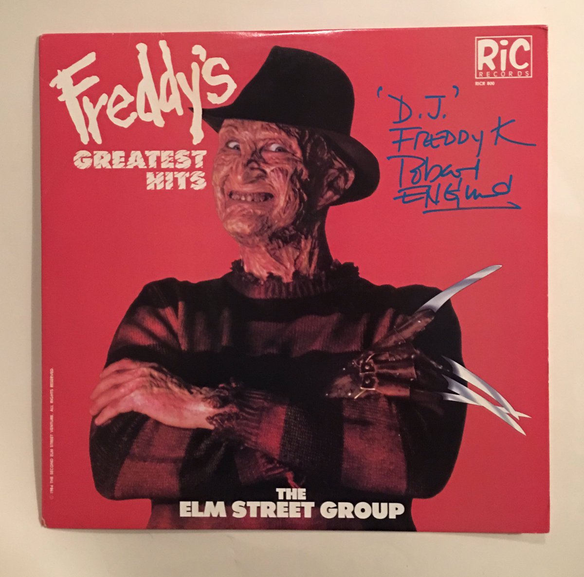 How cool is this got Robert Englund to sign my Reaction “Freddy” Figure and my Vinyl LP that was mine as a kid! Priceless to me! Hope you guys like them too! Cheers #RobertEnglund #FreddyKrueger #nightmareonelmstreet #reactionfigures