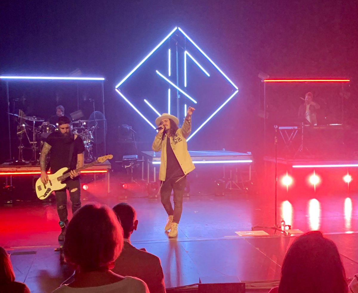 GivingYouToday's tweet photo. Smiled so much...if you get a chance go see Jordan Feliz on #ChangedTour 
Made a point of saying ‘hi’ to papa Feliz at Merch table
⁦@jordan_feliz⁩ 
Great night! https://t.co/twQIxwx0DA