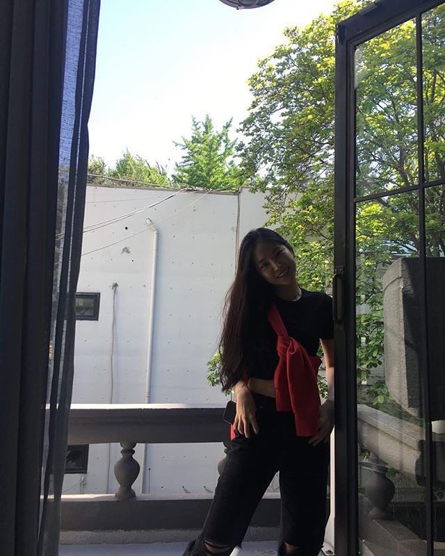FirstloveCP_Bar's tweet photo. 【PIC】190506 #NAEUN #손나은 (marcellasne_) Instagram Story update - https://t.co/T1qaUFs5qh https://t.co/5p47Xz7HNo