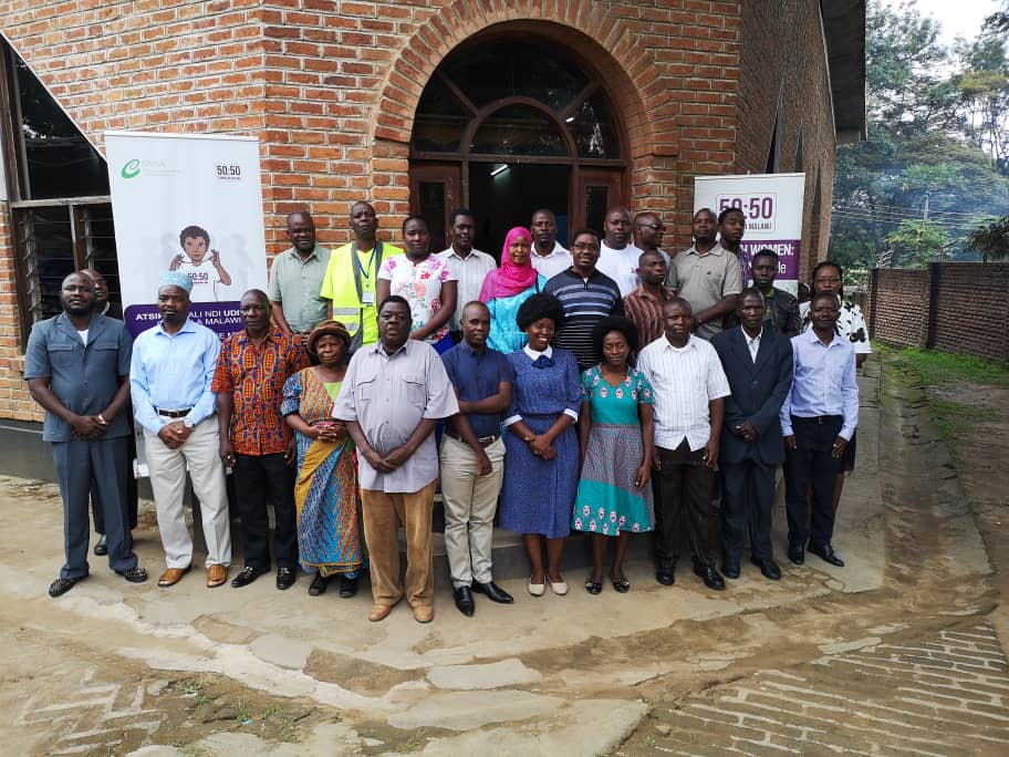 Viwemi3's tweet photo. Stakeholders in Blantyre keen on young women candidates excelling/increasing young women voices in upcoming elections.@OSISA @LusakoLM @Towiae9 @EdythK @suzgokhunga @HabibaRezwana #leteveryvotecount #votewithoutviolence #voteraniamayikutimalawiatukuke https://t.co/zuYKsrs9tX