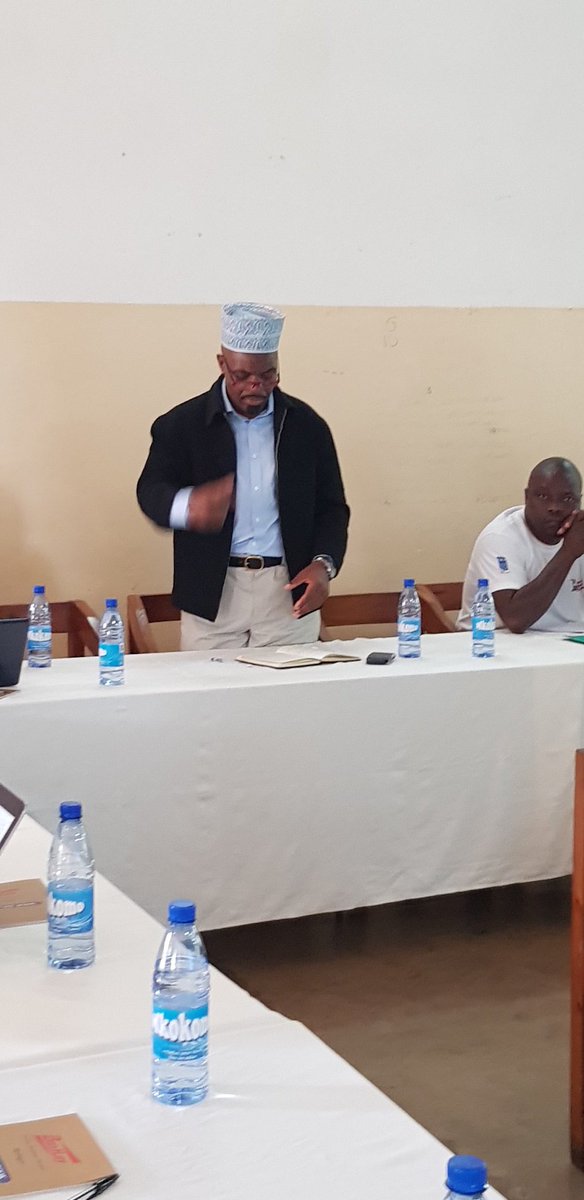 Viwemi3's tweet photo. Stakeholders in Blantyre keen on young women candidates excelling/increasing young women voices in upcoming elections.@OSISA @LusakoLM @Towiae9 @EdythK @suzgokhunga @HabibaRezwana #leteveryvotecount #votewithoutviolence #voteraniamayikutimalawiatukuke https://t.co/zuYKsrs9tX