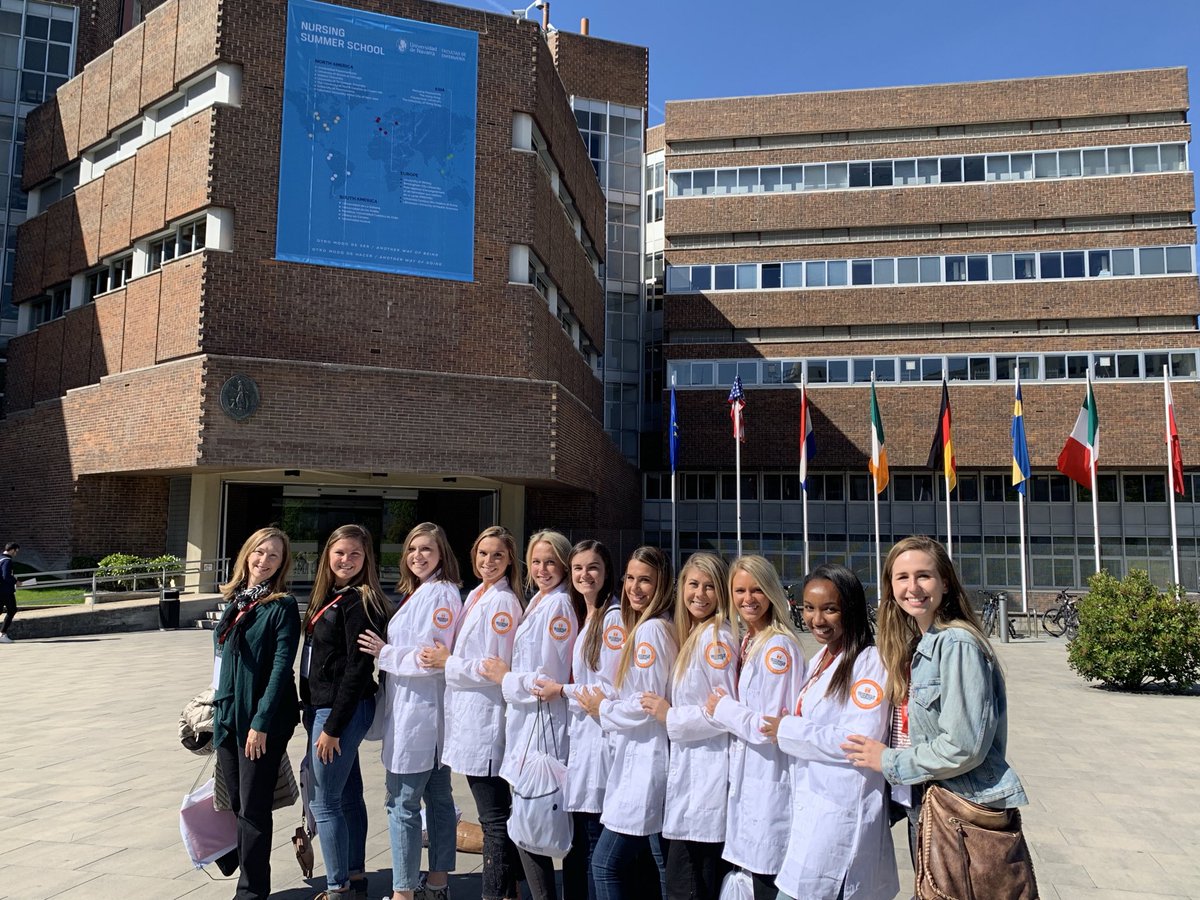 @utknursing @UTKAbroad students in Pamplona Spain leaning about Spanish #healthcare with @UNCSON @PennNursing @Stirling_Health @IUSONIndy and Hong kong! Amazing #globalhealth learning journey this week #NURSINGSS