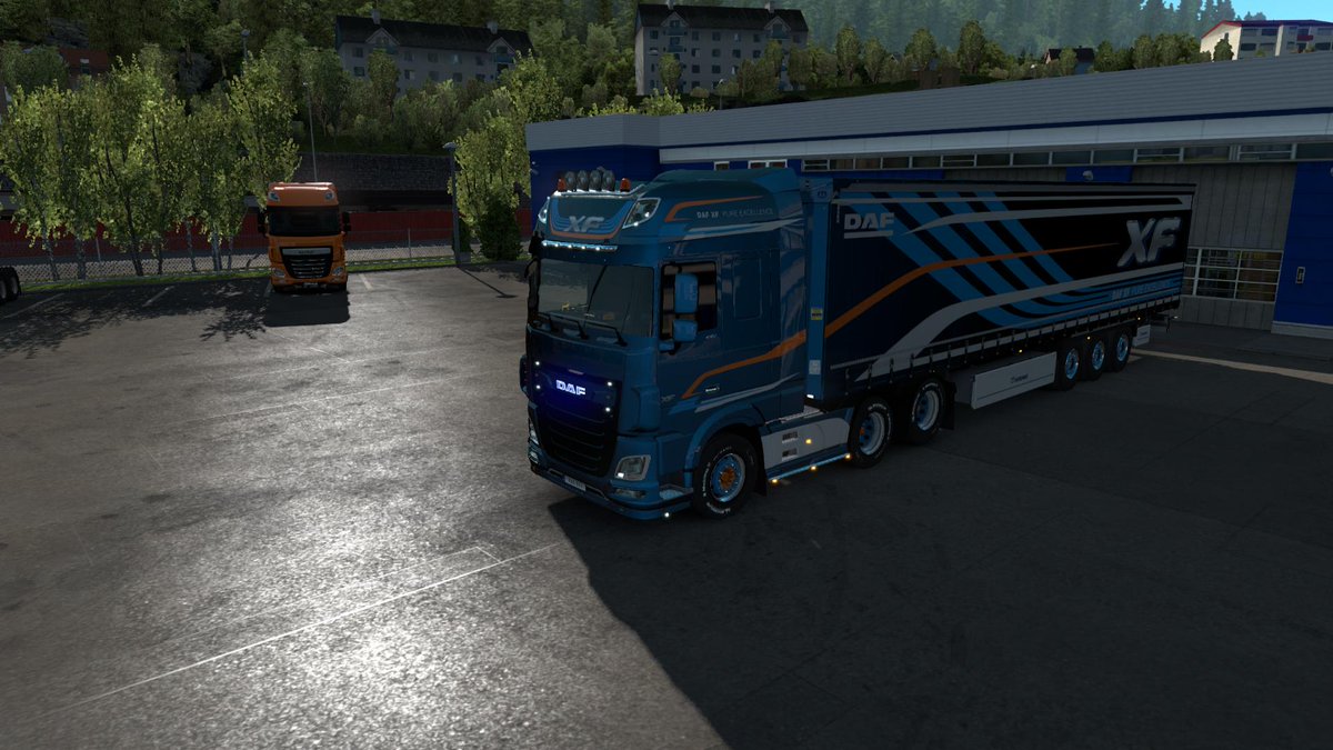Eklundarn95's tweet photo. Got a new truck with a matching trailer 😍😍 @SCSsoftware #Experimentalbeta https://t.co/cVwJVS9IRD