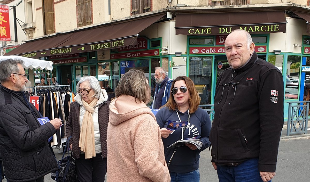 TwCarine's tweet photo. Le #ValdOise #avecbellamy !🚀
Le meilleur baromètre 📈 c'est le terrain !
Confirmé ce dimanche au marché de #Beauchamp où les #LR95 ont reçu de nombreux soutiens ! 🤝
La dynamique #LesRépublicains se révèlera dans les urnes le 26 mai 🗳
#européennes2019 #JeVoteLR https://t.co/oCpMBUpqno