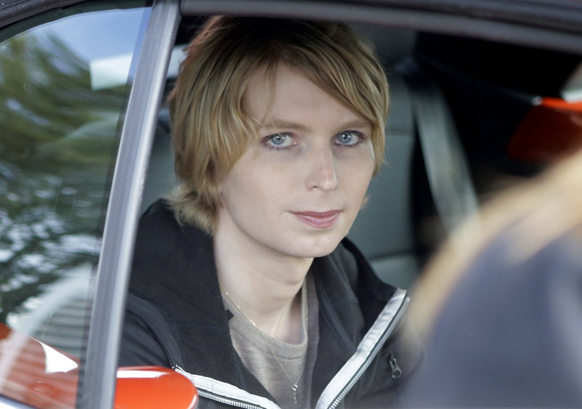 SaveManning's tweet photo. Day 60 of @xychelsea's incarceration. (May 6, 2019)   

"...the government continues to abuse the grand jury process. I don’t have anything to contribute to this, or any other grand jury."-C.E.M. (4/22/19)

Please donate to Chelsea's Legal Defense Fund: https://t.co/Z5n1DojhdE https://t.co/CkqIYukMsQ
