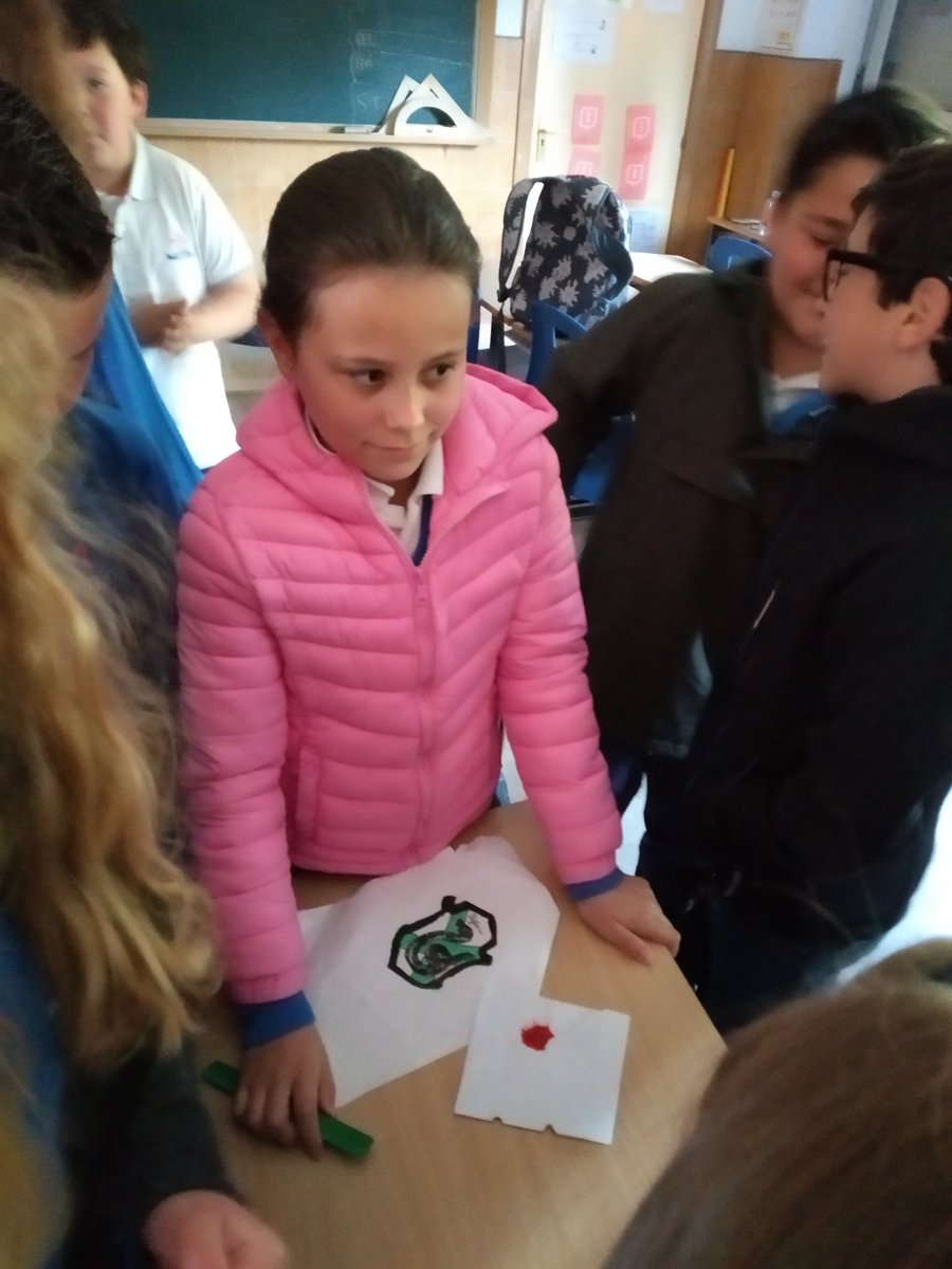 Hemos recibido una nueva carta de Harry Potter. Máxima emoción. #TeCuentoUnaHistoria #SomosMaristas <a href="/ausevamaristas/">Maristas Auseva</a>