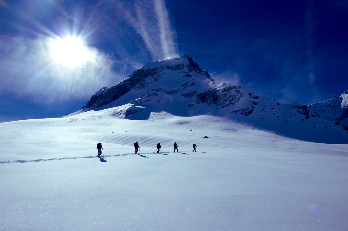 markwalkerguide's tweet image. Great winter. All done and dusted... @Salewa @Brit_Mt_Guides @Team_BMC #skitouring #adventure