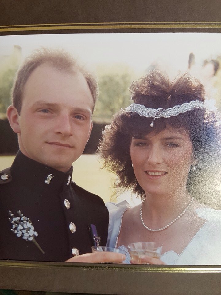 ToastmasterBSB's tweet photo. No Bank Holiday #WeddingMC work today

But here is my own #Wedding photo of the wife and I, 30 years ago today

#WasYoungOnce #Pearl https://t.co/mJ3YzKomHx