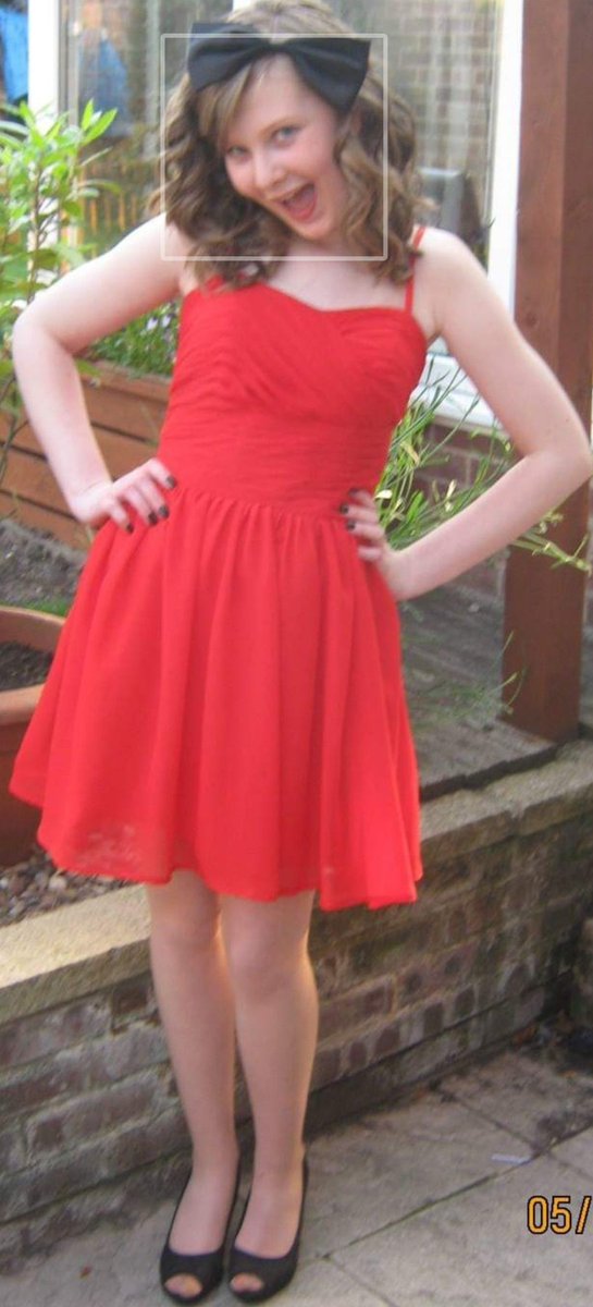 BehindTheMaII13's tweet photo. You're all talking about prom, does anyone recognise my prom dress?!
#Prom2013 https://t.co/OSgvEyCi7q