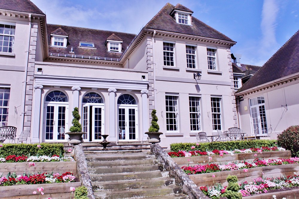 #ThankYou to <a href="/Thursfields/">Thursfields Solicitors</a> for organising a fantastic afternoon tea last Thurs, &amp; <a href="/BrockencoteHall/">Brockencote Hall</a> for hosting us all! Over £1000 was raised for New College Worcester - vital funds for our students 🙂 #fundraising