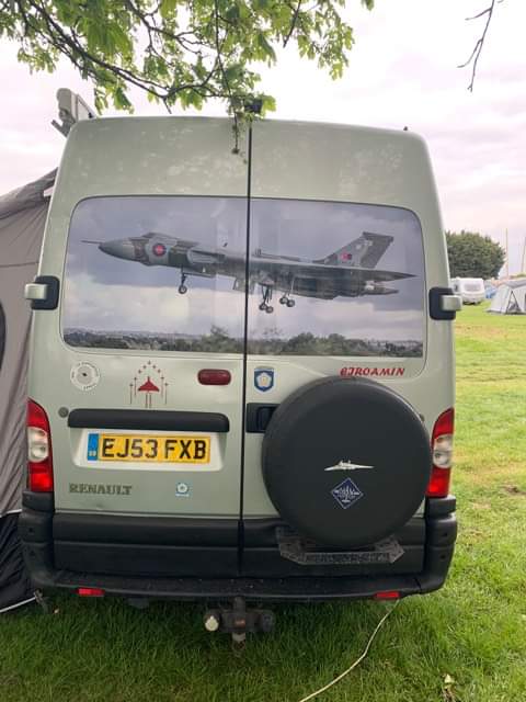 Good morning, yesterday at entrance by the arena.. Yes! I've noticed something different on this van! 🤣🇬🇧 #VulcanXh558