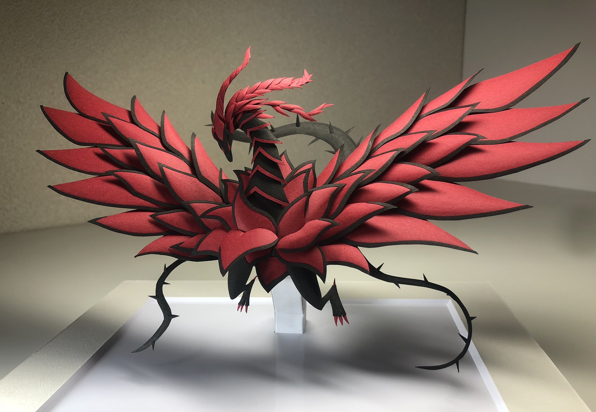 Yto 冷たい炎が世界の全てを包み込む 漆黒の花よ 開け シンクロ召喚 遊戯王5d Sより ブラック ローズ ドラゴン を立体化しました シャドーボックス 新作シャドーボックス 切り絵 遊戯王 T Co Huwaxmkx9a Twitter