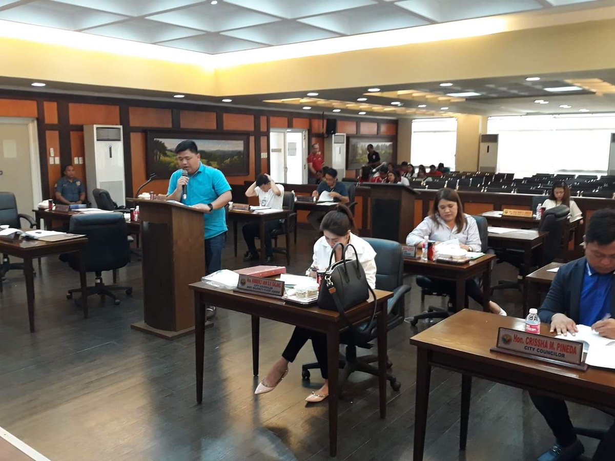 CounRovin's tweet photo. 114th Regular Session of the 7th City Council
Kahit campaign period tuloy pa rin pong gagampanan ang mga responsibilidad bilang Konsehal ng Bayan sa Unang Distrito.
#CommitteeHearing
#RegularSession
#4everNaSerbisyo
#4BigManSaKonseho
#4RovinFeliciano https://t.co/1EQldvvsFI