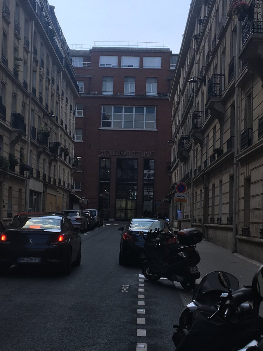 quiritcurie's tweet image. Nous sommes arrivés au lycée hotelier Jean Drouant. #classedugout