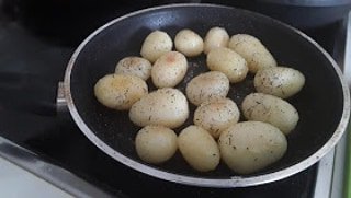 AbueloCocina's tweet photo. #polloconverduras y #patatas #saludable y muy #nutritivo
Receta de #cocinafamiliar que podeis consultar en mi blog #abuelococina #abuelobloguero
https://t.co/HY2yylVhcK https://t.co/PUa5p1sTBj