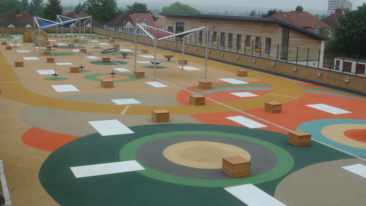 Our Innovation & expertise helped The Village School in Brent bring light in through their rooftop playground to the school building below!

Read more here: roofglaze.co.uk/portfolio/inno…

#WalkOnFlatglass #SkyLights #Flatglass #SchoolsoftheFuture #SchoolArchitecture