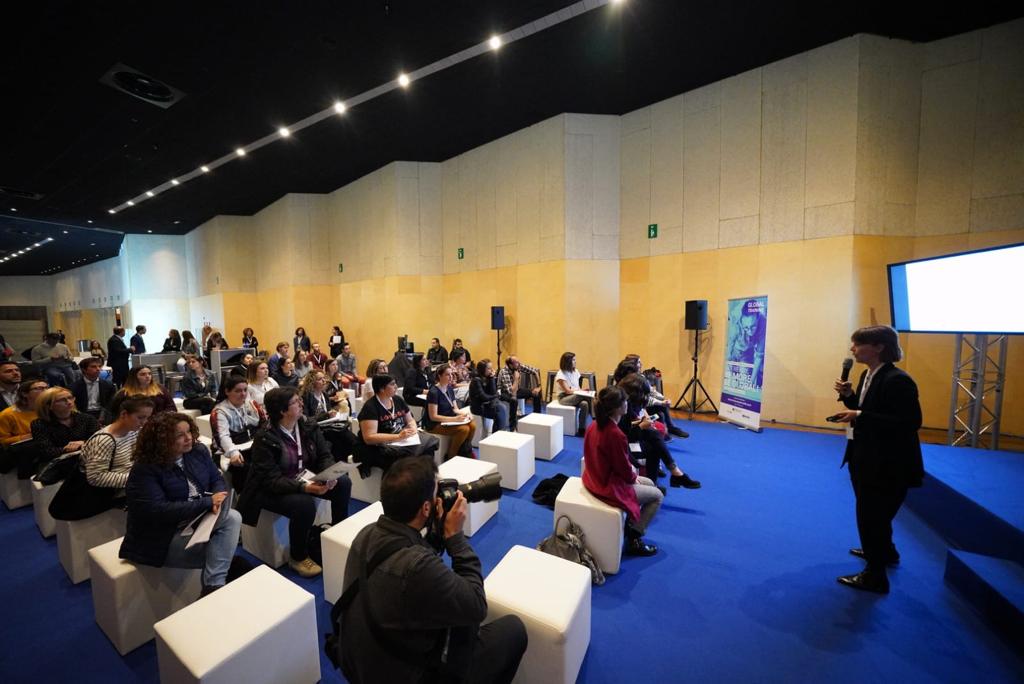 grupospri's tweet photo. La ola de la Internacionalización no para, avanza con fuerza y no espera. Es el momento de subirse a ella. Por ello, el Talent Spot es el primer Foro del Talento dentro de #intergune19 con Bizkaia Talent, Orbea, Salto Systems, Igamo Packaging #beint #GlobalTrainning  #BasqueTrade https://t.co/HkqRlFTQ9E