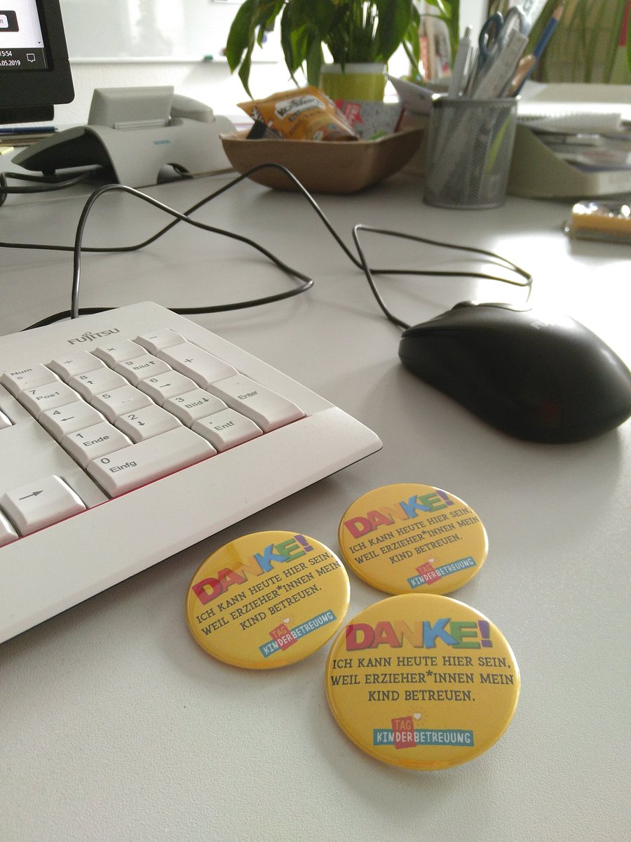 Wir bedanken uns bei allen pädagogischen Fachkräften, die mit viel Engagement, unsere Kinder liebevoll, fördernd und geduldig  betreuen während wir arbeiten, lernen und uns erholen! #TagDerKinderbetreuung