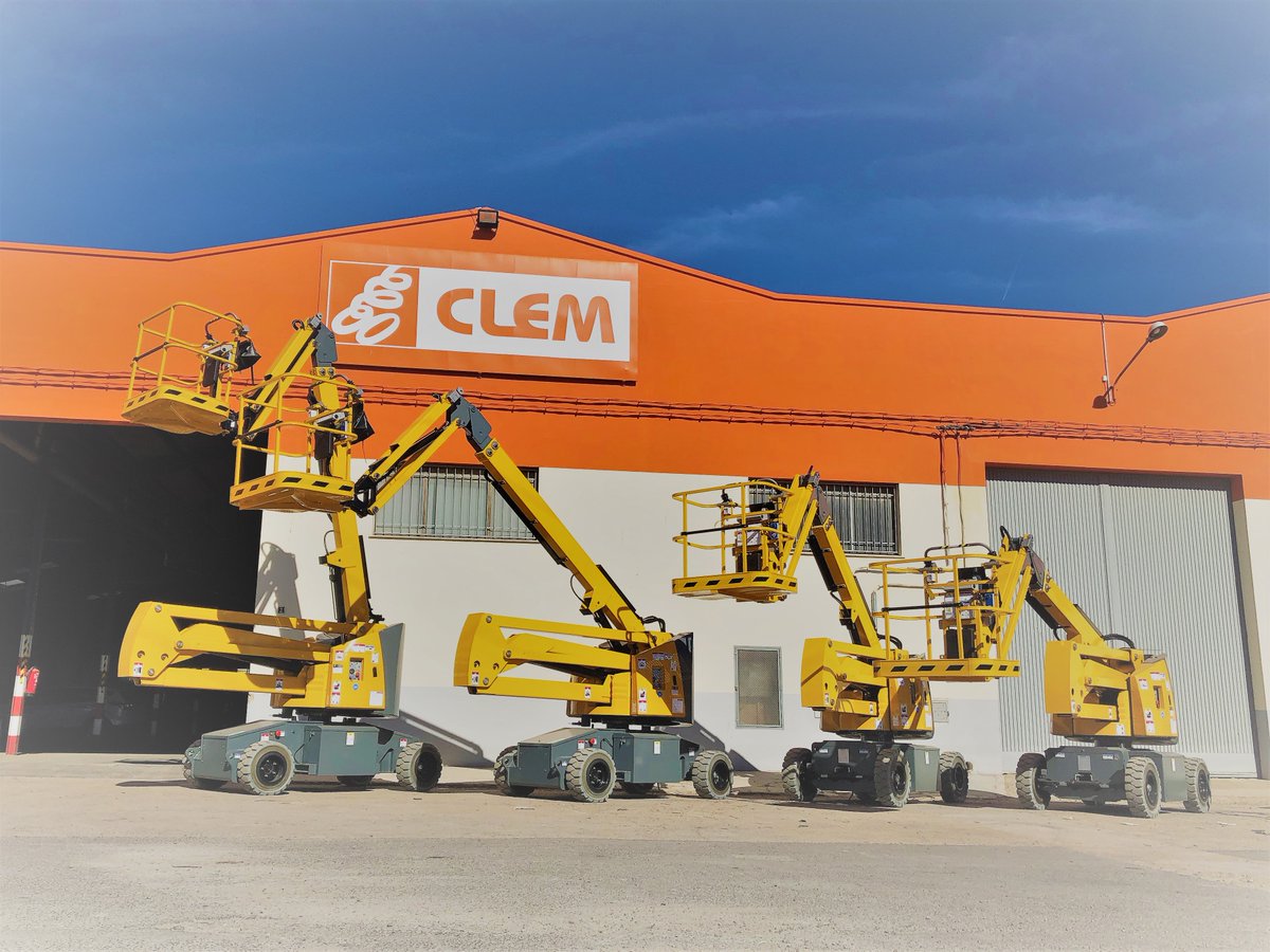 ClemVE's tweet photo. Impresionantes las nuevas #Haulotte ¿verdad?
#plataformaselevadoras #plataformasarticuladas #plataformasdetijera #saleofliftplatforms #liftplatforms #rentliftplatforms #scissorsplatforms #trabajoenaltura #trabajoenalturas #boomlift #hoogwerkers #scissorlift #manlift https://t.co/zc93wpI62L