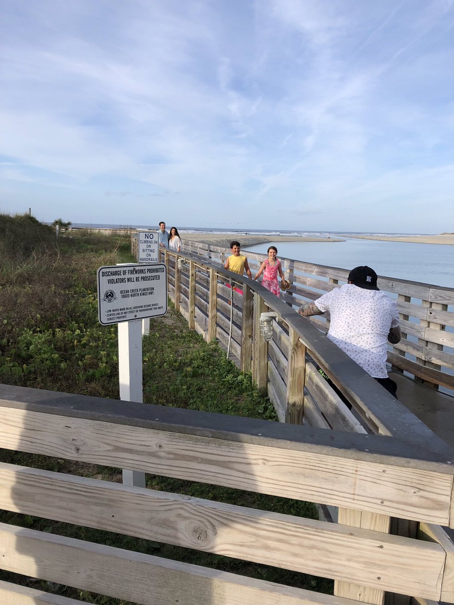 73_deville's tweet image. Happy Monday from Ocean Creek Resort, where the views from behind the lens here at another photo shoot are breathtaking! #VacationMyrtleBeach