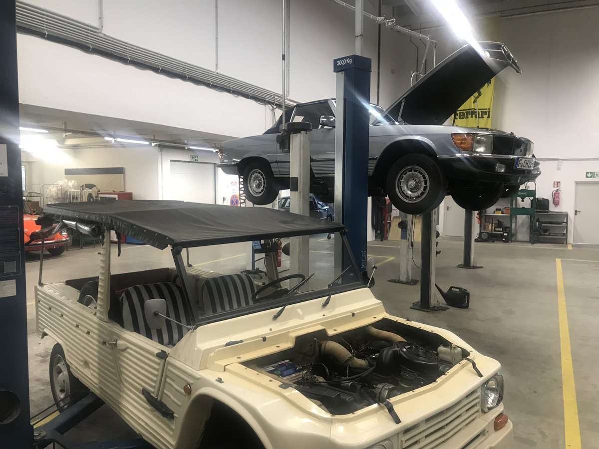 Klassik_Garage's tweet photo. Neue Woche, neuer Oldtimer: ein ganz Besonderer bei uns zur Überholung. Mit diesem Méhari kommt der Sommer in unsere Garage!
#vintageloft #eventlocation #klassikgaragekronberg #eschborn #storage #lift #oldtimer #event #traumwirdwahr #Méhari #Citroën #2CV https://t.co/qs27XLTRU7