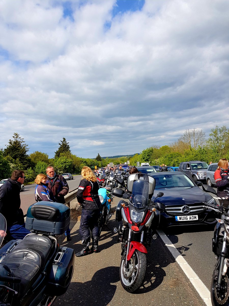 torquacious's tweet photo. #MayDayRun off to a great start. #A21 closed due to serious collision involving motorbiker. https://t.co/gXz3SD2PNM
