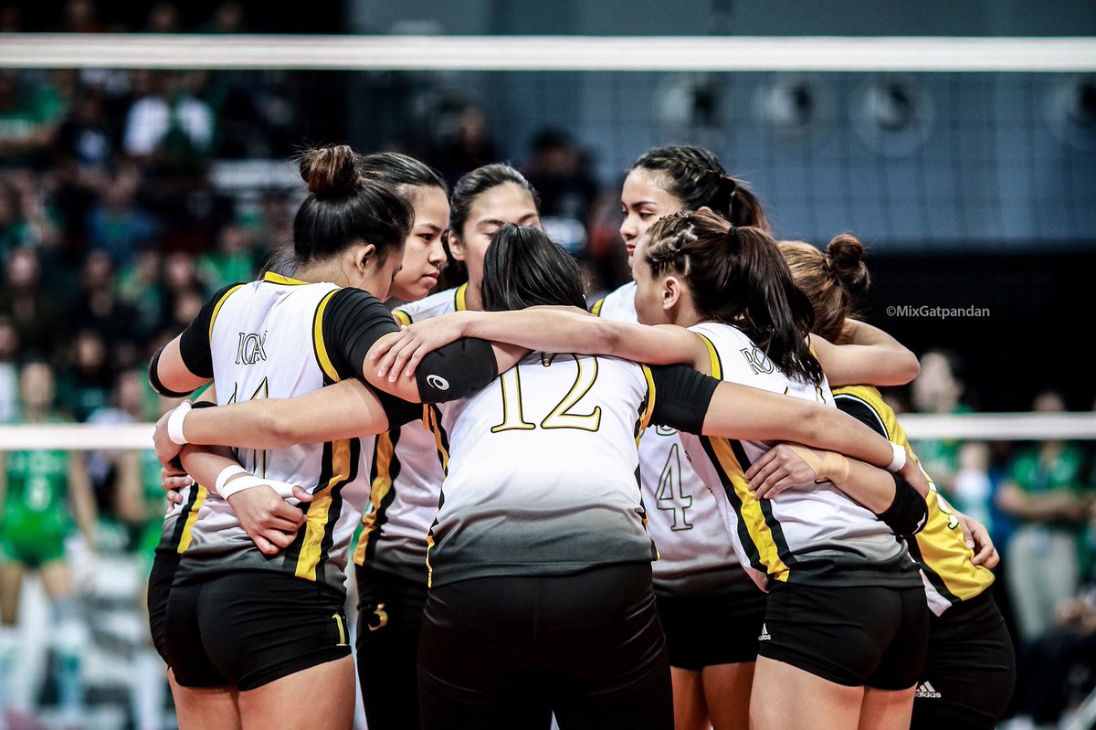 eyalaureee's tweet photo. We’re all in this together.💛 #KamiNaman  📸: @akosimikomiks https://t.co/BOvBdf0m8T