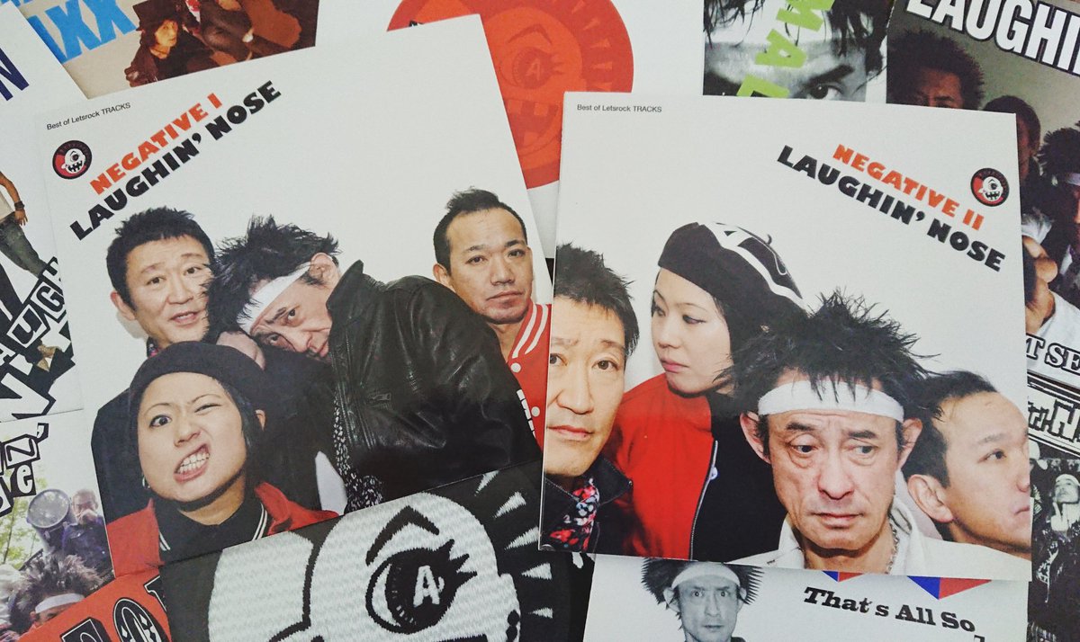 eizi8969's tweet photo. 1995年に復活してから24年、満を持してのベスト盤が二枚発売されましたっ🎵
二枚で全34曲を現メンバーにて再録っ🎵
LAUGHIN' NOSE《NEGATIVE Ⅰ&Ⅱ》
ベストアルバムと併せて6月の名古屋ワンマン・ライブのチケットも購入しましたよ〜旦那っ🎵
#ラフィンノーズ
#LAUGHIN'NOSE
#PUNKMAN https://t.co/Q7aiIu2dXM