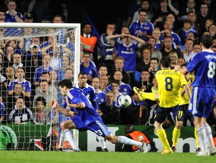pilotaipunt's tweet photo. Hoy se cumplen 10 años de....
#Iniestazo 😁😁😁✌🏻✌🏻✌🏻 https://t.co/AvZgvjBOgz