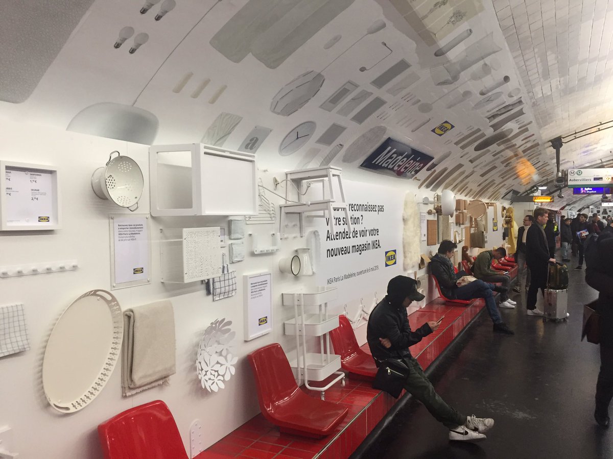 APEnvironnement's tweet photo. Ras le bol de cete nouvelle marque « Madeleine « qui privatise la station de métro IKEA... Eh, @RATPgroup, vous avez fixé une limite à l’agression publicitaire ? #stopub https://t.co/6afOFBq9qH