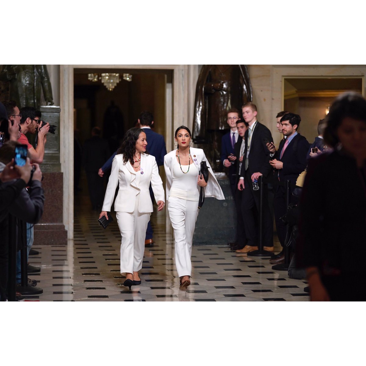 Moments captured by top photojournalists: Check out the Story Behind the Photo. (AP Photo/Carolyn Kaster)

<a href="/NPPA/">NPPA</a>
<a href="/NPPFoundation/">NPPF</a>
<a href="/NPPFScholars/">National Press Photographers Foundation</a>
#NPPFduCilleAuction #NPPFphotoAuction #PhotoPrintAuction

instagram.com/p/BxHiN5YlFcq/…