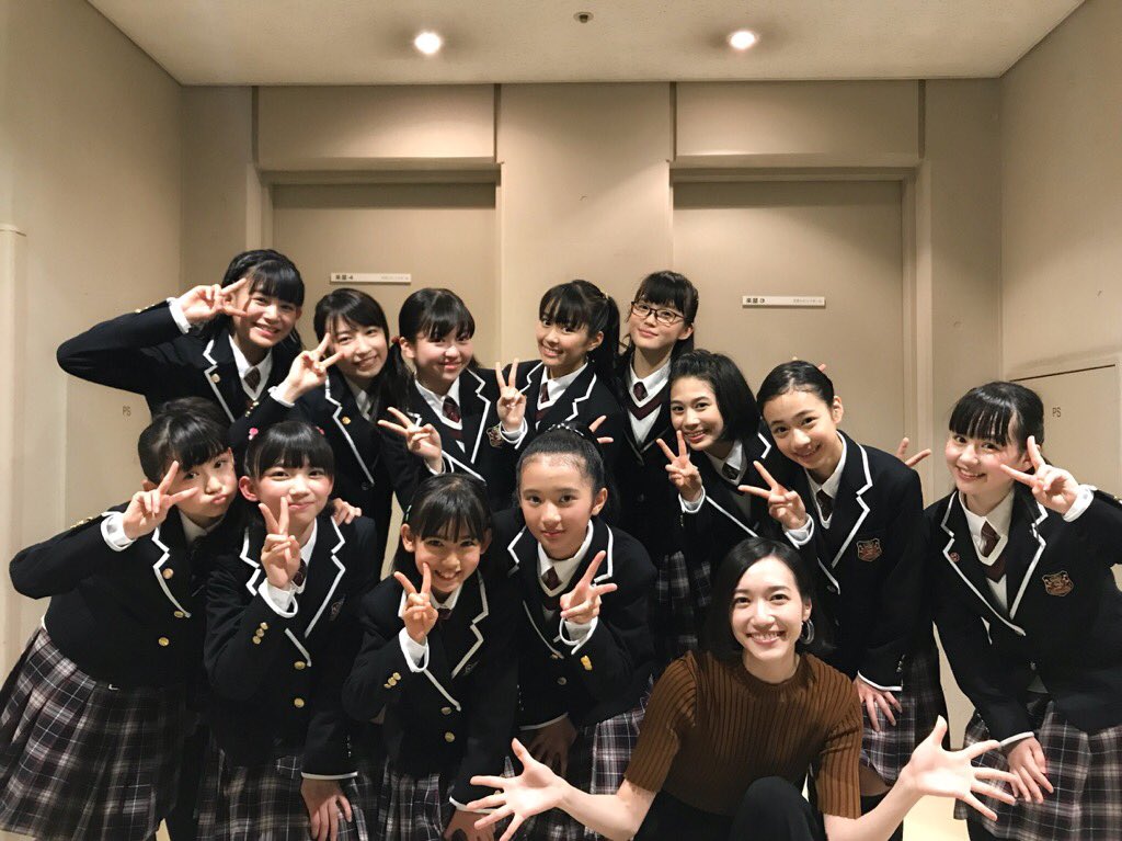 Perfume Staff Pa Twitter 我らが父兄のっち 今日はさくら学院の転入式にお邪魔してきました みんな可愛い 大きくなったねぇ を連発するのっち Perfume Let Me Know のmvに出演してくれたのっち役 咲愛ちゃんと再会 きっと素敵なスーパーレディーに