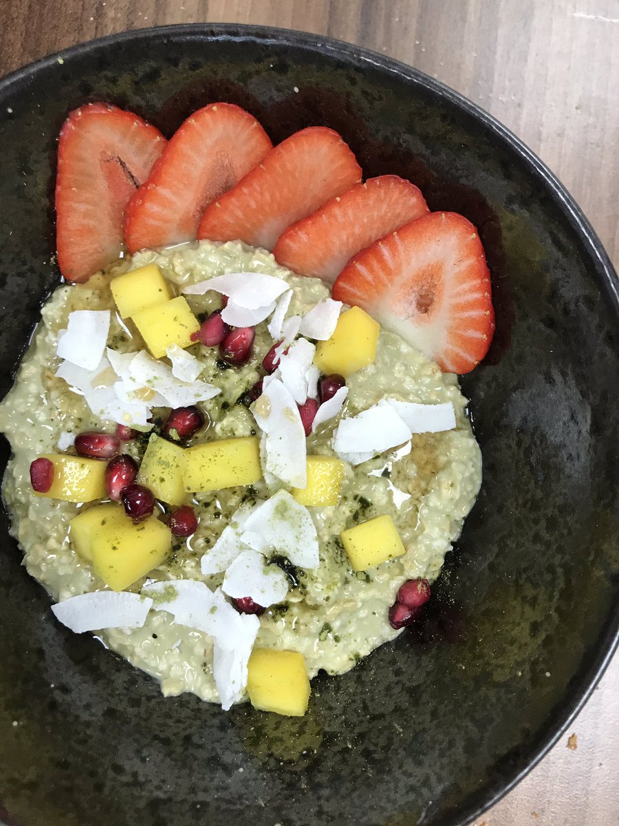 SalfordRoasters's tweet photo. Matcha porridge with strawberries, pineapple, coconut and pomegranate ๐
#menugoals #brunch #foodie #popup https://t.co/TB6MMJC3OV