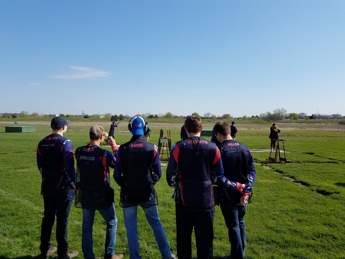 SpartanTrap's tweet photo. Varsity cheering on the JV. What a beautiful day for shooting! https://t.co/l5N9b6IVPv