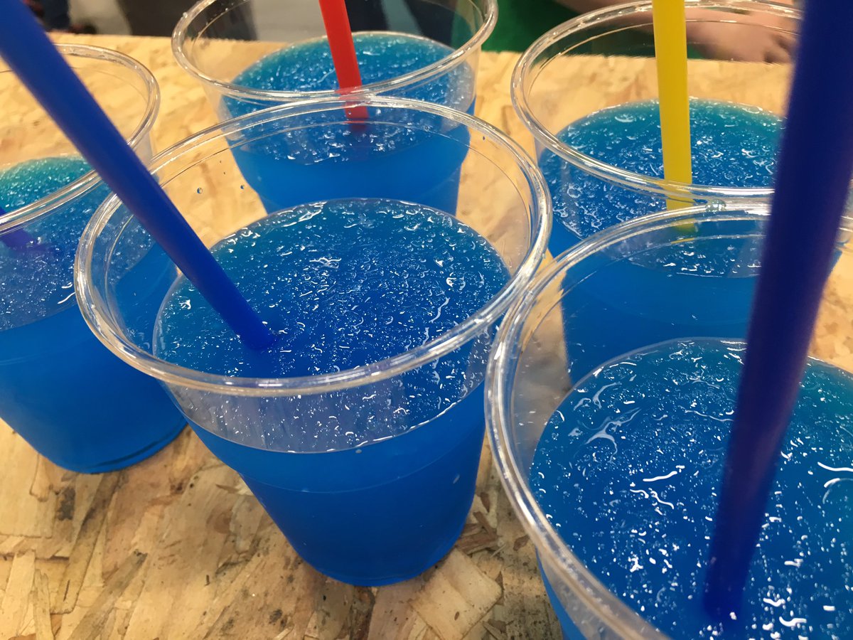 pthagonal's tweet photo. @Irl_PopCornCo thanks for the great machines keeping the kids chilled and energised with slushies for the day. amazing service and you guys rock. #slushys @Openet_People @coolestprojects @JoeeHogan https://t.co/ABnPkv1z1p