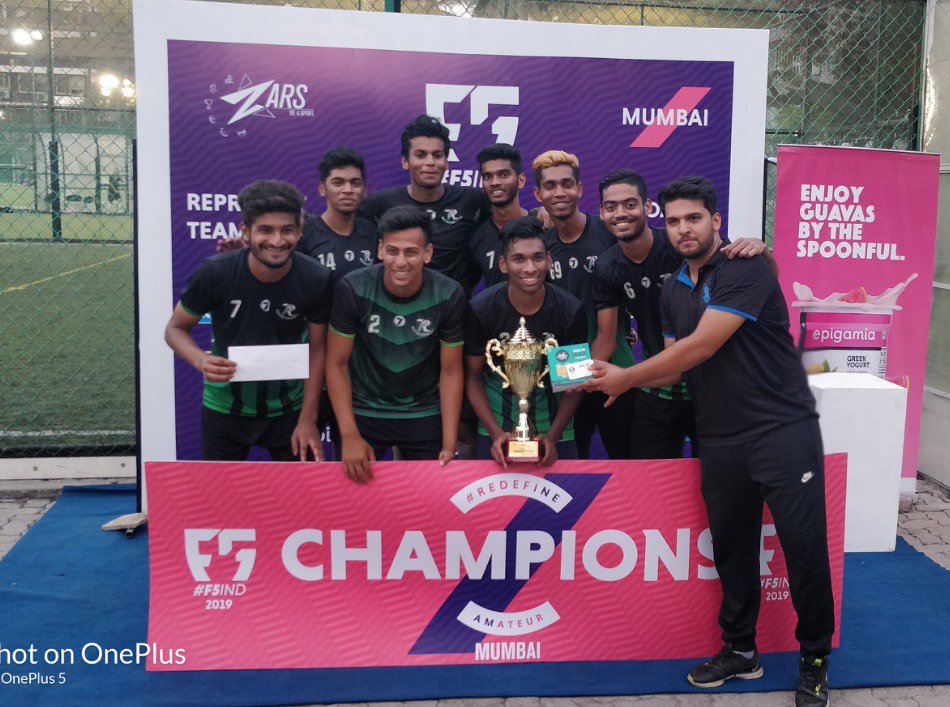 HEALinstitute's tweet photo. It's always an amazing feeling partnering big events like 'F5 Event' hosted by Zars Sport. Take a look at the happy moment where @HEALinstitute is presenting @eatanytimeindia gift hamper and Heal coupons' to the winning team @IFollowKFL.
#HEALInstitute #PhysiotherapyPartner https://t.co/cPHwQqfiUB
