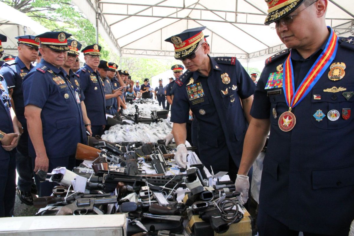 pioncrpoWeCare's tweet image. Presentation &amp;amp; Blessing of the Newly Procured PNP Equipment &amp;amp; Commissioning of Explosive Detection Dogs, and Presentation of NCRPO Accomplishments on COMELEC-imposed Gunban this morning at NCRPO Grandstand, Camp Bagong Diwa, Bicutan, Taguig City.
Read more:bit.ly/2LrDGjJ