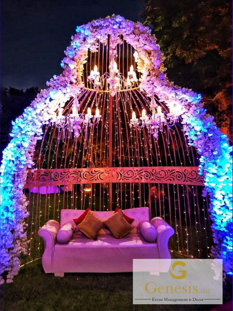 minotti111's tweet photo. Styling, decor ,custom,signage - https://t.co/NbFtSAmklo #flowerpower #genesisinc #weddings #weddingdecor #events #bespokeweddingdecor #weddingplanner #shaadi #indianwedding #eventplanner #weddinginspo #weddingdetails #weddinglookbook #eventdecor #luxuryweddings https://t.co/Ys7wbgi237