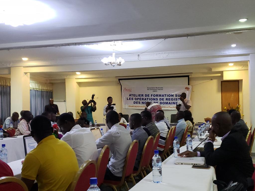 botozou's tweet photo. du 06 au 10 mai 2019, à Pacific Hotel Ouaga se tient Initial Registry Operators course #IROC par #ARCEP-BF et ses partenaires #AfTLD #ABDI
#DNS #.bf #registre #registrar #Registrant #DNSSEC https://t.co/u1ubyTEMlf