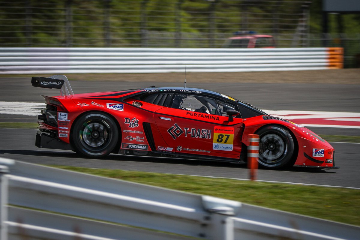 yuta_gvb's tweet photo. 2019 AUTOBACS SUPER GT Rd.2
FUJI GT 500km RACE

JLOC
#87 T-DASH ランボルギーニ GT3
高橋 翼選手 / アンドレ・クート選手 / 藤波 清斗選手(@fujinamikiyoto)

#SuperGT #JLOC #T_DASH #Lamborghini #ランボルギーニ #HURACAN #富士スピードウェイ #富士GT500km #87トップ画像 https://t.co/I6xS9WPfVE
