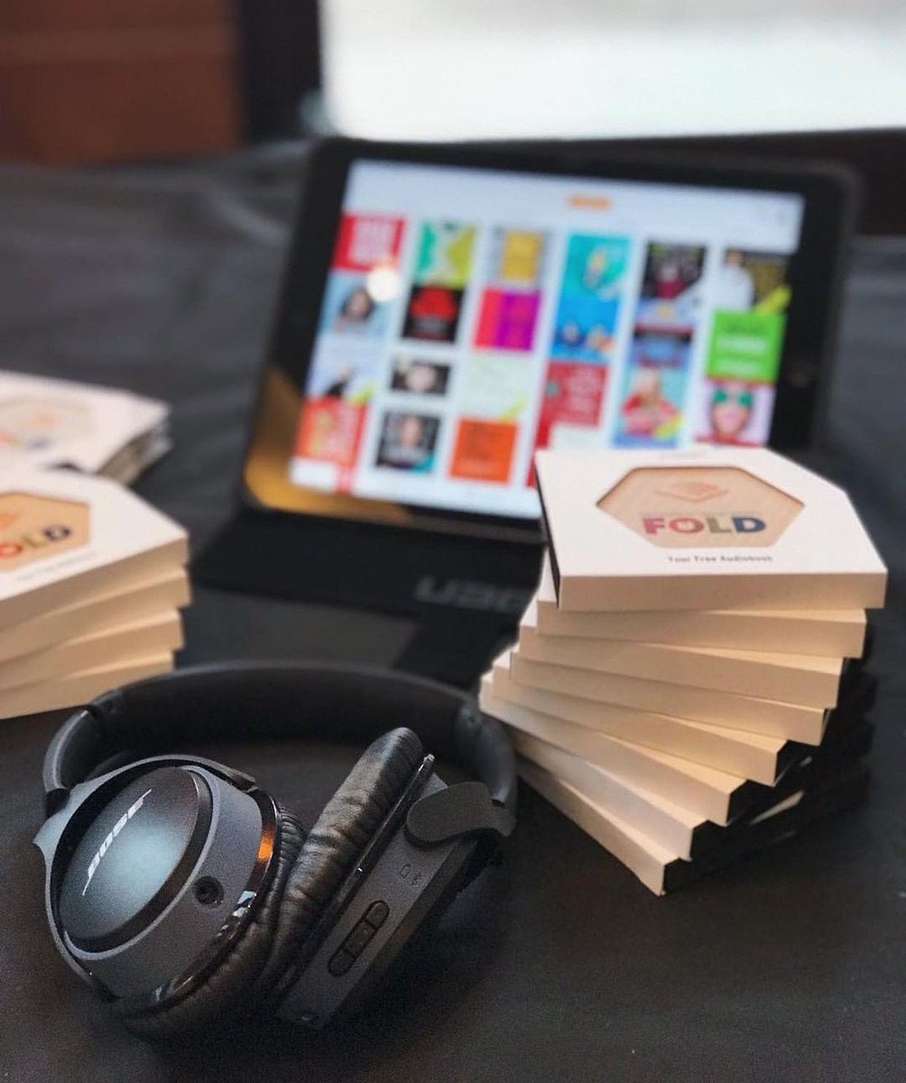 Qleek's tweet photo. Exciting weekend in Ontario. Where @meetqleek helped @audible_ca share free audiobooks at @TheFOLD_ 2019, the festival of literary diversity! ✌️ https://t.co/KCin57G39f