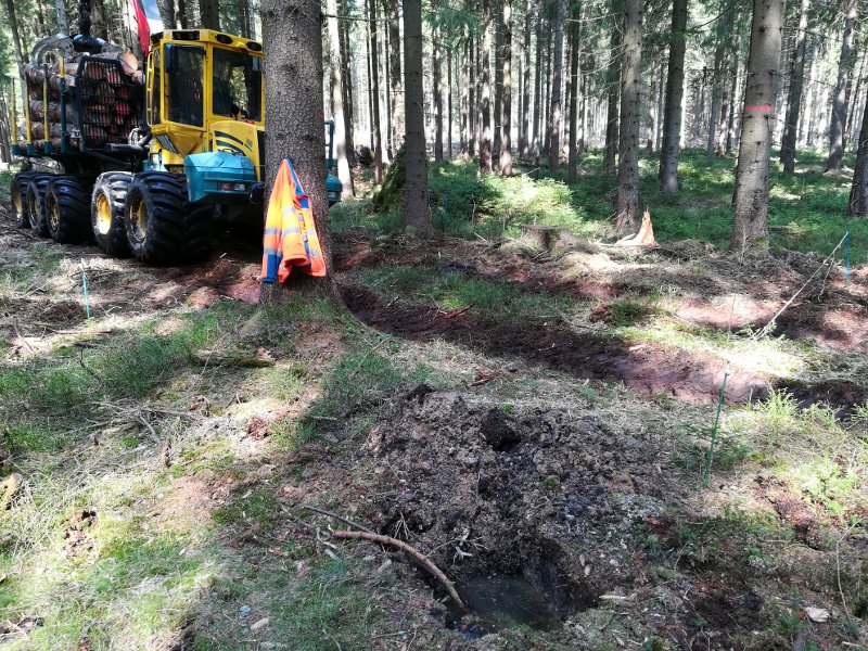 forwarder2020's tweet image. Additional tests with reduced air pressure for @forwarder2020 prototype 2 in Saxony. Measurements are now finsished in Saxony for prototype 2!
#H2020 #forestry #SustainableLogging