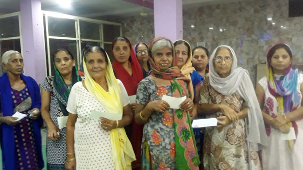 IndusindF's tweet photo. Pension given to Burhanpur Senior Citizen Sisters for First time. https://t.co/JMJsicmvTD