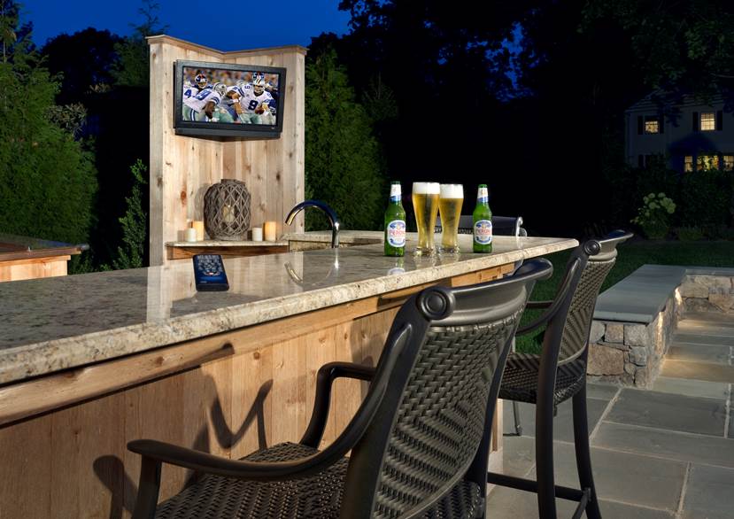 Lifetronic's tweet image. Ready to kick back outdoors this Spring?

Check out this completed #HarrisonNY project featuring an outdoor patio bar with weatherproof #4K TV and universal remote.

See our #outdoor smart home capabilities: bit.ly/2HZwAO2 
#spring #outdoors #tv #patio #bar #entertaining