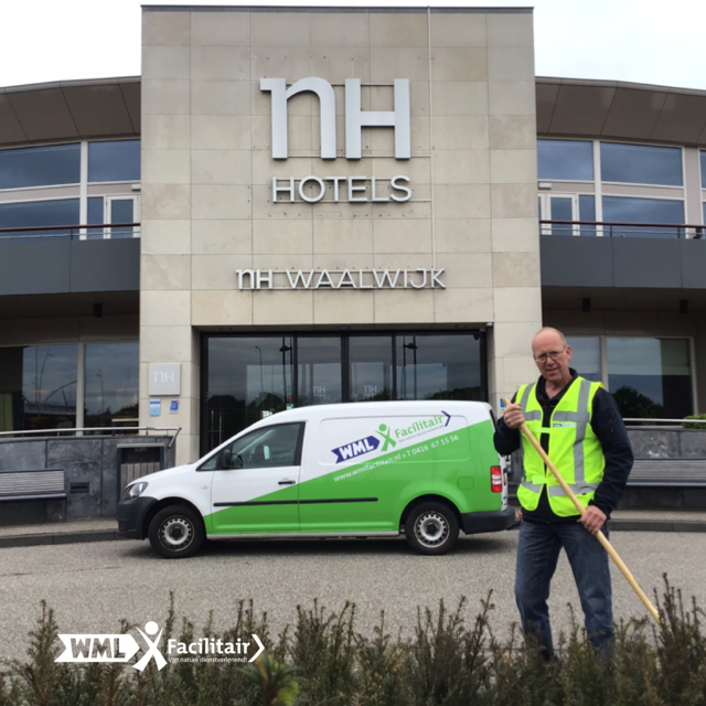 Het visitekaartje van het NH hotel Waalwijk wordt onderhouden door WML Facilitair. Een project om trots op te zijn! #trots #hovenier #waalwijk wmlfacilitair.nl/2019/05/visite…