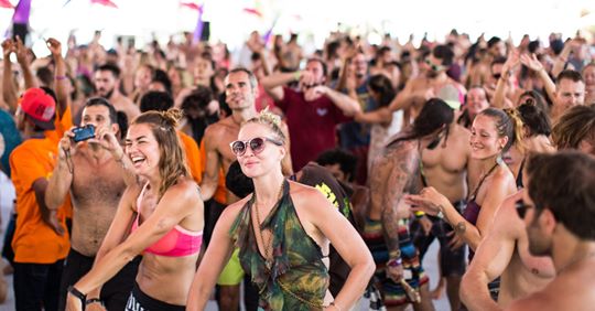 A little article I wrote on #ConsciousClubbing, hope y'all like it medium.com/@recoveryrappe…