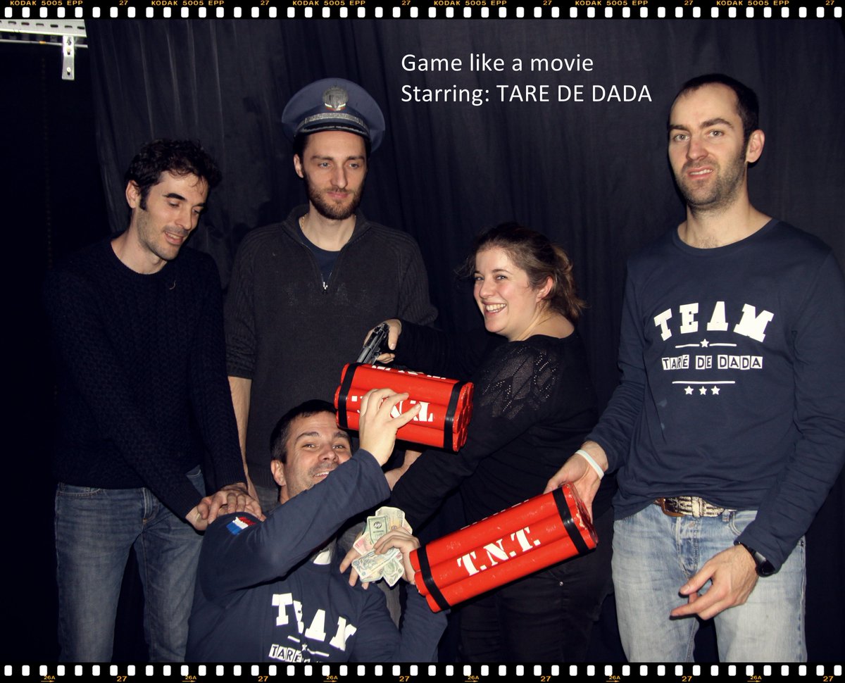 LeagueOfEscape's tweet photo. Nous avons accueilli l'équipe "TaRé De DaDa" ;-)
Bravo à eux pour leur courage surRoom 66 II et pour leur sortie en dessous de 40 minutes chez Offline Entertainment !
#TaReDeDaDa #Sofia #Bulgarie #Fun #Worldchampionship #EscapeRoomAcademy #EscapeGame #EscapeRoom #ERA https://t.co/a4TLtiPCJL