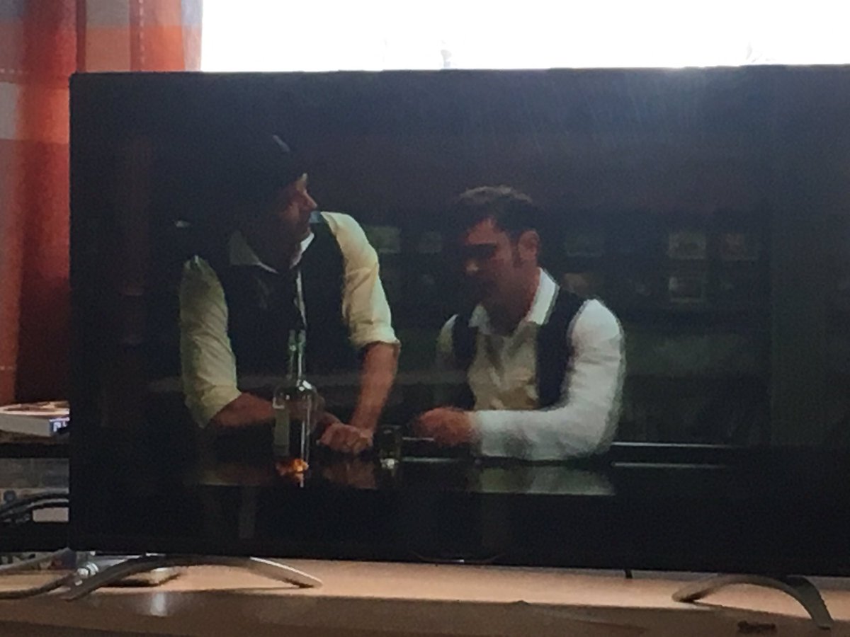 littlestshowkid's tweet photo. Turning on Sky Drama and getting this - bank holiday sorted. #hughjackman #zacefron #TheGreatestShowman #bankholidaysorted https://t.co/2oa9bWyZTo